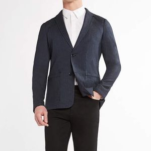 Elie Tahari Men’s navy suit coat
